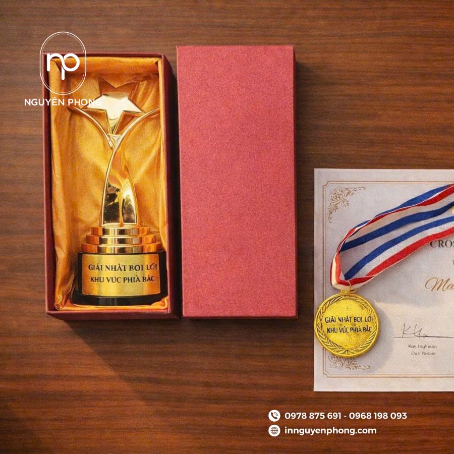 Hộp đựng huân chương